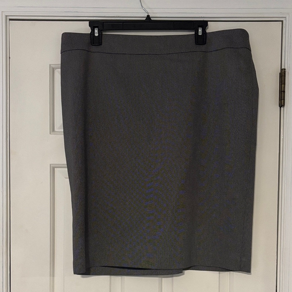 Jones New York Gray Pencil Skirt